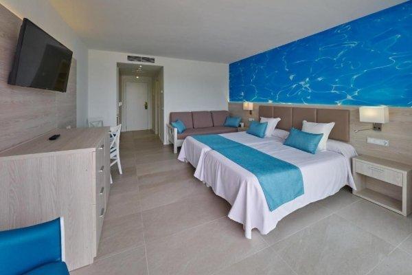 Superior Studio - Aparthotel Paguera Beach 2 Superior Studio - Aparthotel Paguera Beach 2